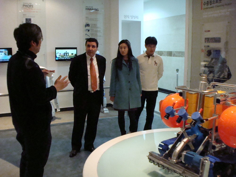 ̱ MIT Kamal Youcef-Toumi  湮 